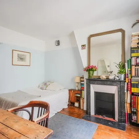 Appartement Parisian Cocoon In The 17th Paris